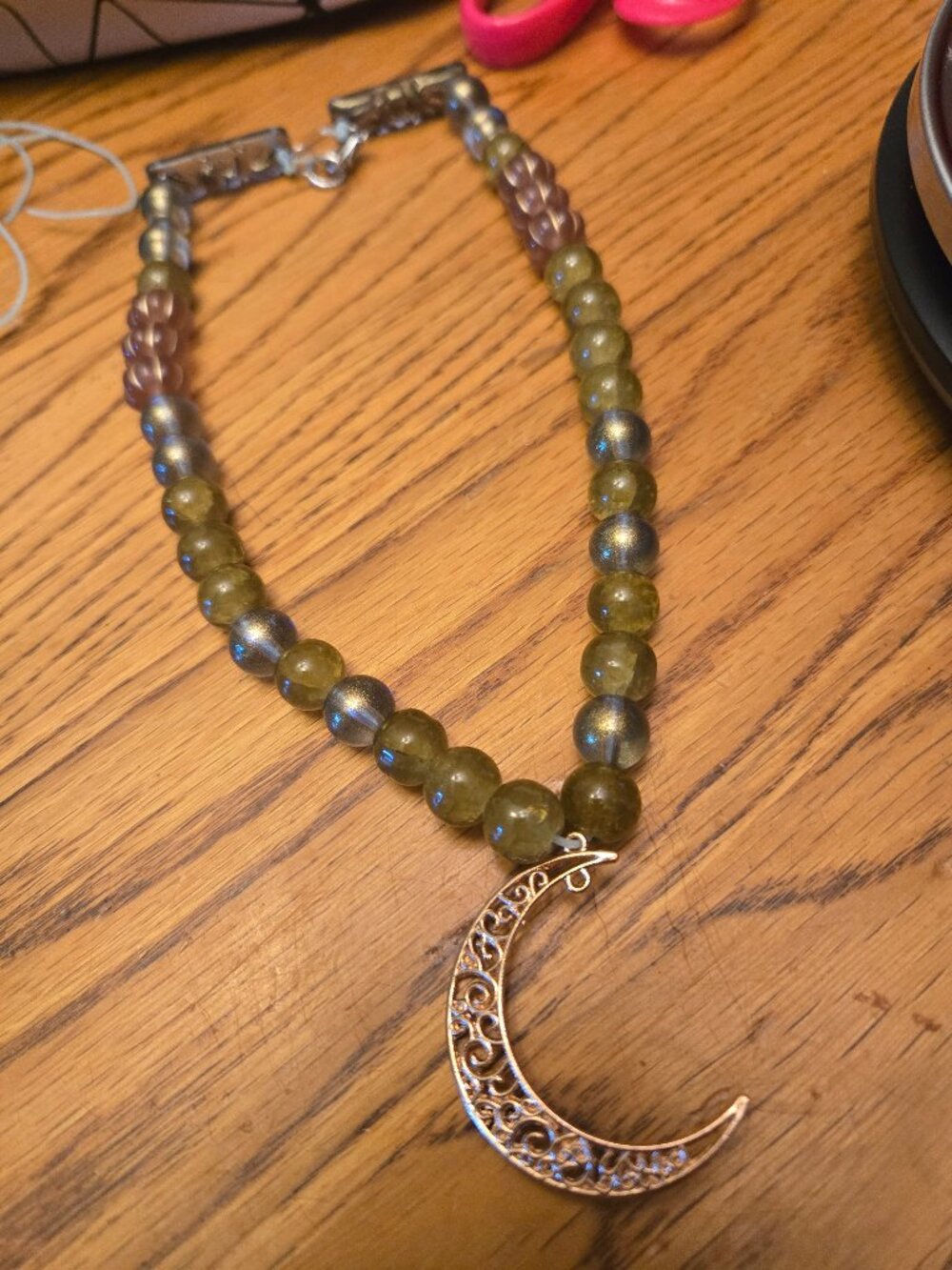Metal moon necklace